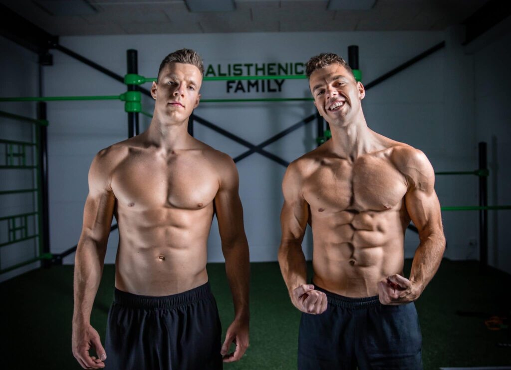 Build Muscle by Flexing
