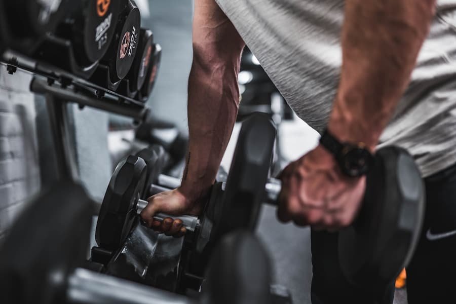 Are There Specific Muscle-building Techniques for Older Adults to Combat Muscle Loss-sarcopenia? 2 abcdhe 134