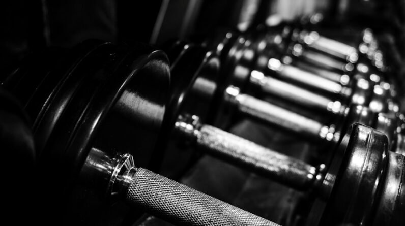 Photo "Are There Specific Exercises for Targeting Different Muscle Groups?"