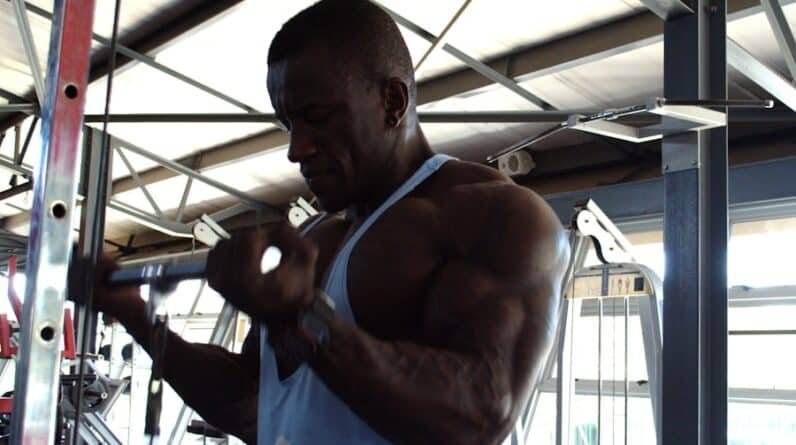 Photo "Transforming Your Physique: Effective Muscle Building Workouts"