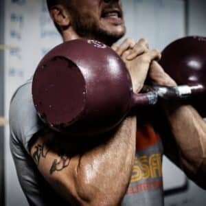 Photo Whats the Ideal Balance Between Cardio and Strength Training for Muscle Builders?