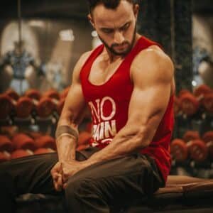 Photo "How Do Professional Bodybuilders Prepare for Competitions, and Can Their Methods Be Applied to Regular Fitness Enthusiasts?"