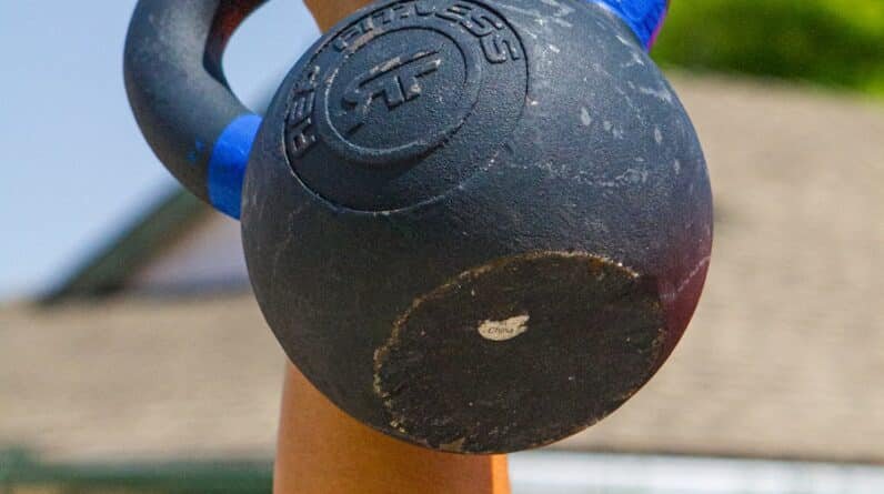 Photo "Homegrown Muscle: Backyard Workouts and DIY Gains"
